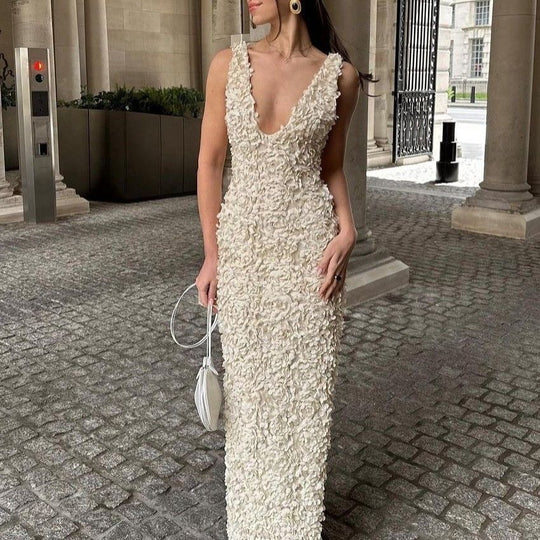 Damen Maxikleid mit opulentem Blumendesign und tiefem V-Ausschnitt R&B