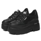 Damen Plateau-Sneaker mit rutschfester Sohle und modischer Schnürung R&B