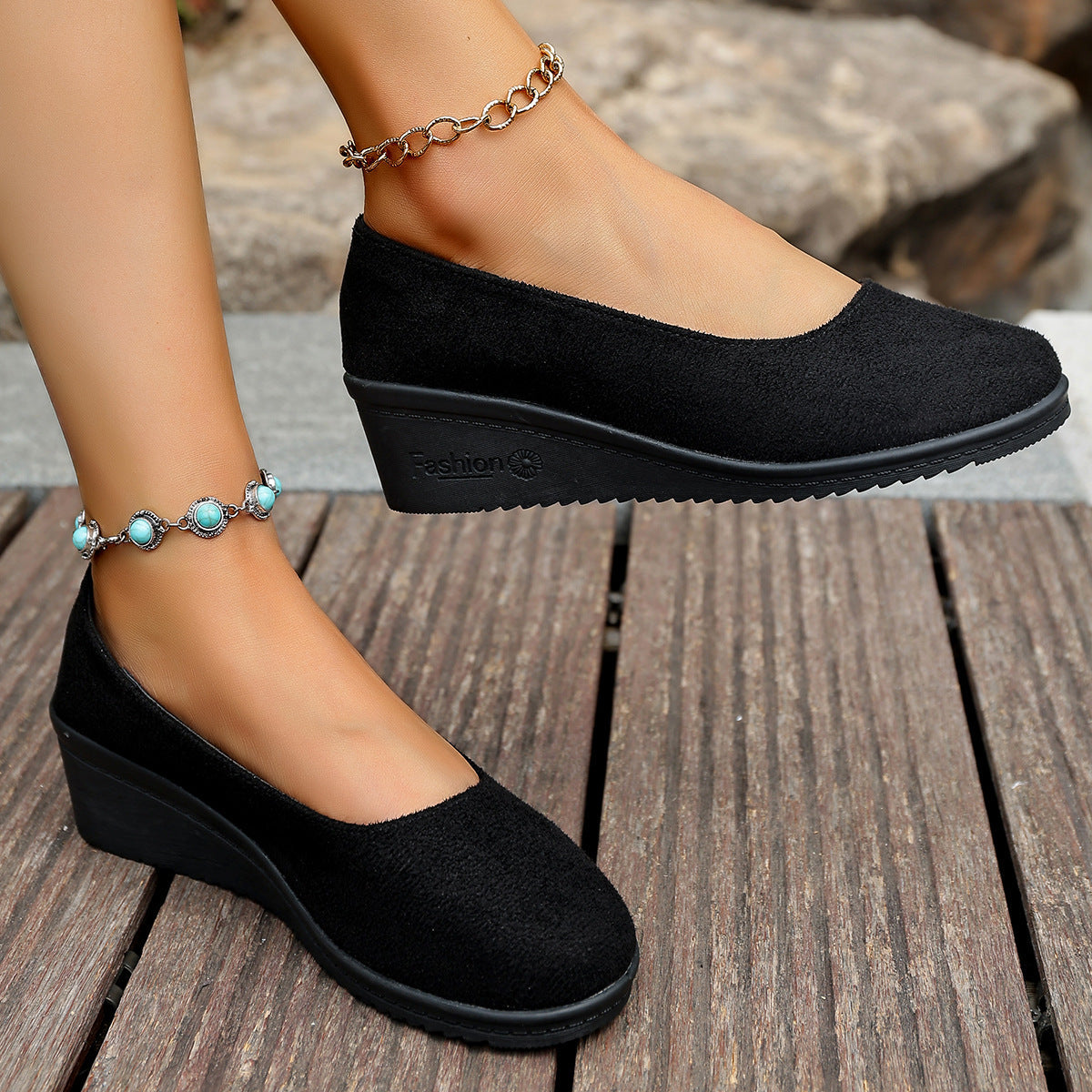 Damen Wedge-Pantoletten mit elegantem Obermaterial und rutschfester Sohle R&B