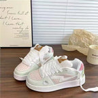 Damen Sneakers mit verspieltem Design und bequemer Dämpfung