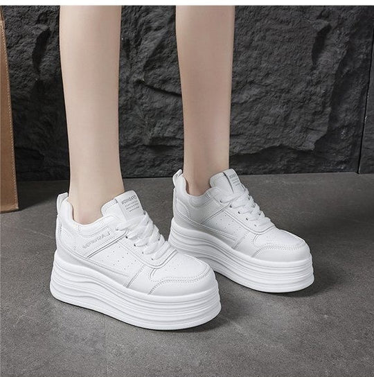 Damen Hochmodische Plateau Sneakers mit eleganter Silhouette R&B