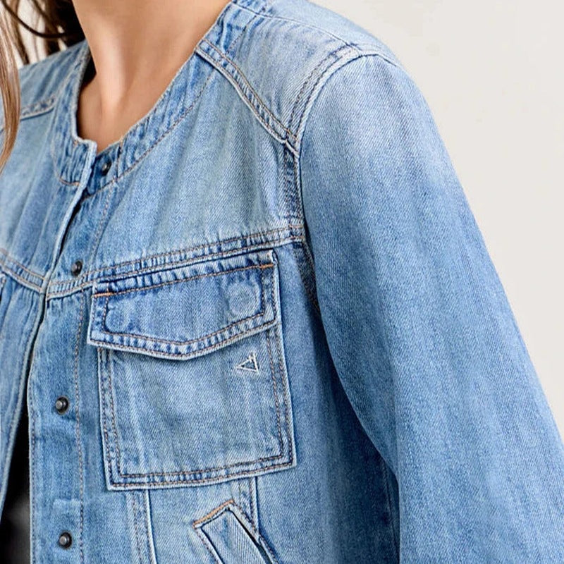 Damen Jeansjacke im lässigen Cropped-Schnitt mit praktischen Taschen und Knopfdetails R&B