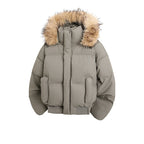Damen modische Steppjacke mit kuscheligem Kunstfellbesatz und praktischen Taschen R&B