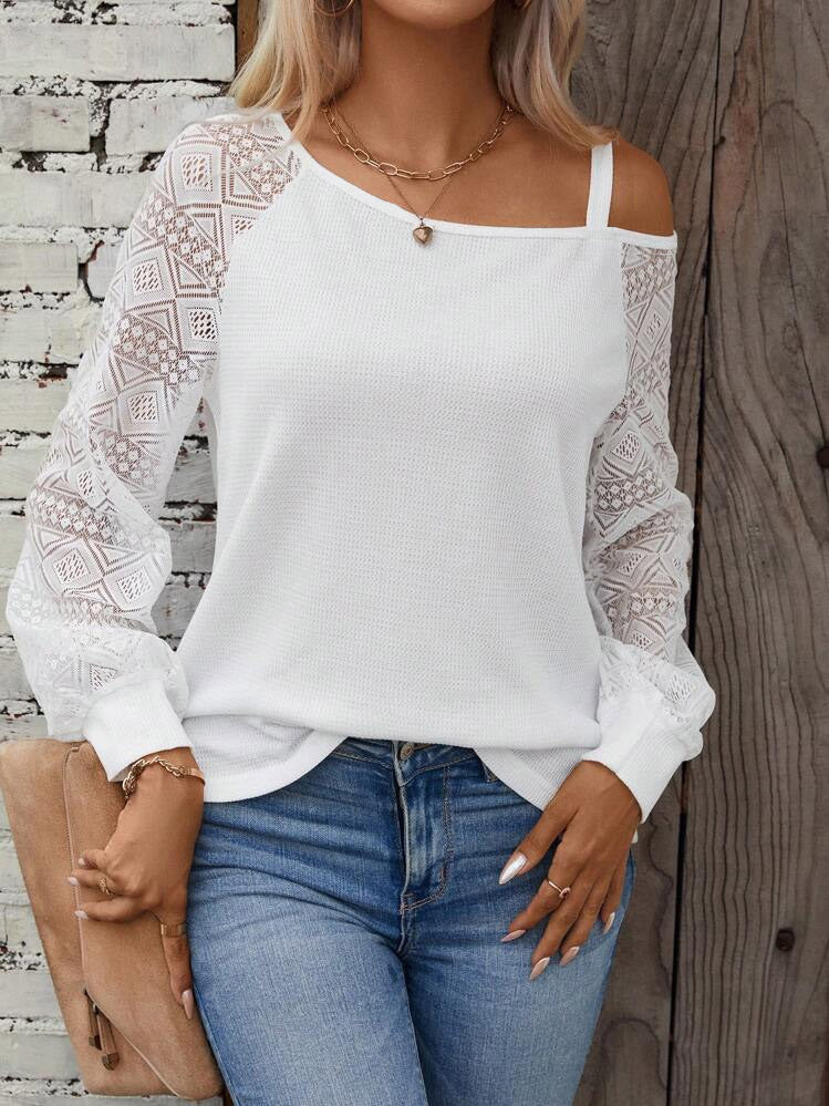 Damen Elegantes Strickoberteil mit asymmetrischem Ausschnitt und verzierten Ärmeln R&B