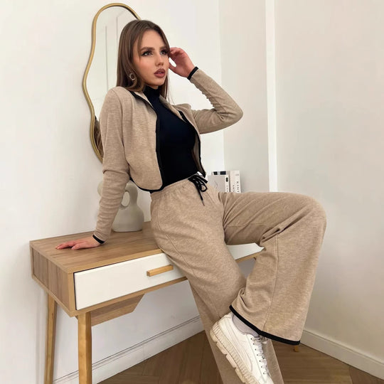 Damen modisches, cropped Loungewear-Set mit Knopfleiste und kontrastierenden Details R&B