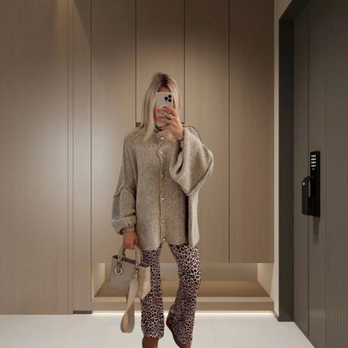 Damen Strickjacke mit weiten Ärmeln und Knopfdetails R&B