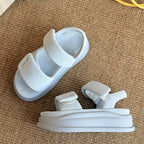 Damen Komfortable Klettverschluss-Sandalen mit attraktiven Riemen