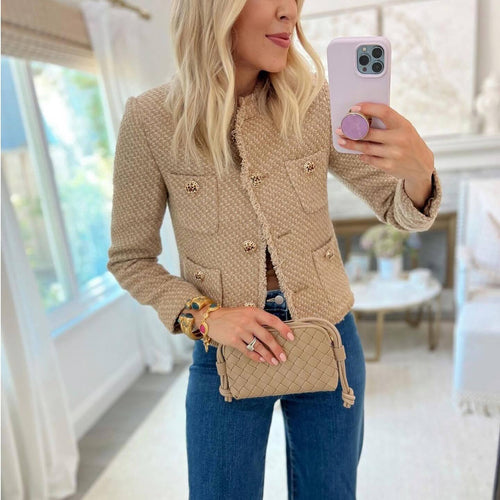 Damen elegante kurz geschnittene Blazerjacke mit strukturiertem Gewebe und goldenen Knopfdetails R&B
