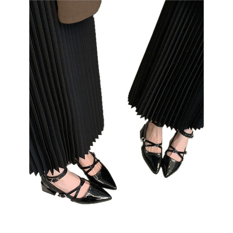 Damen elegante Slingback-Pumps mit geschmeidigem Lackfinish und verstellbarem Riemen R&B