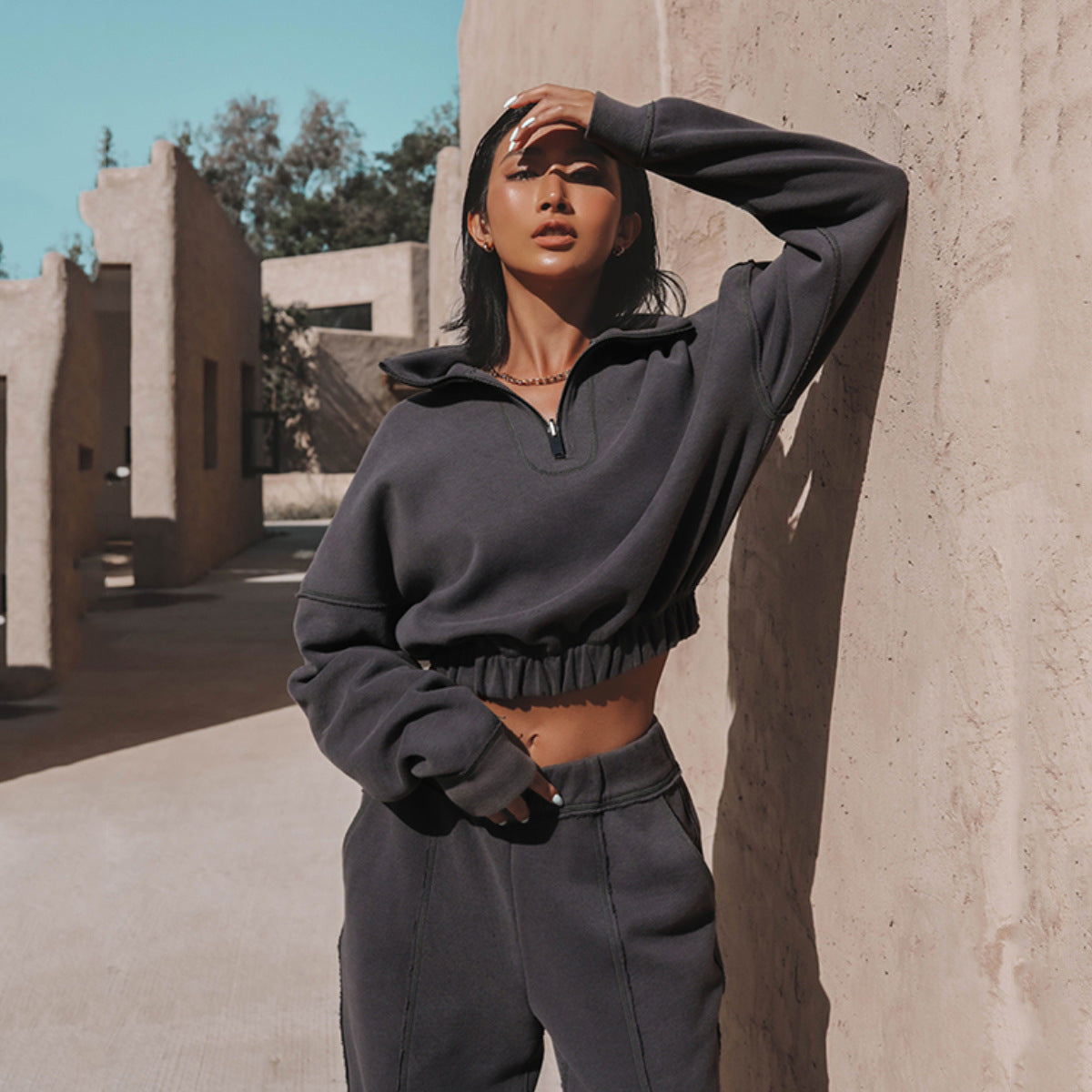 Damen lässiger Hoodie mit Reißverschluss und Rüschensaum R&B