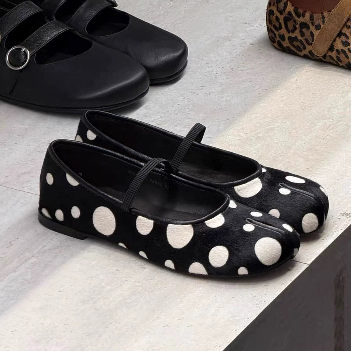 Damen Ballerinas mit trendigem Punktdesign und bequemer Passform R&B
