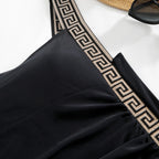 Damen Einteiler Badeanzug mit raffinierten Rüschen-Details R&B