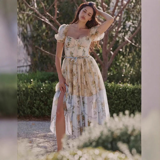 Damen Midi-Kleid mit verspielt floralen Details und Puffärmeln R&B
