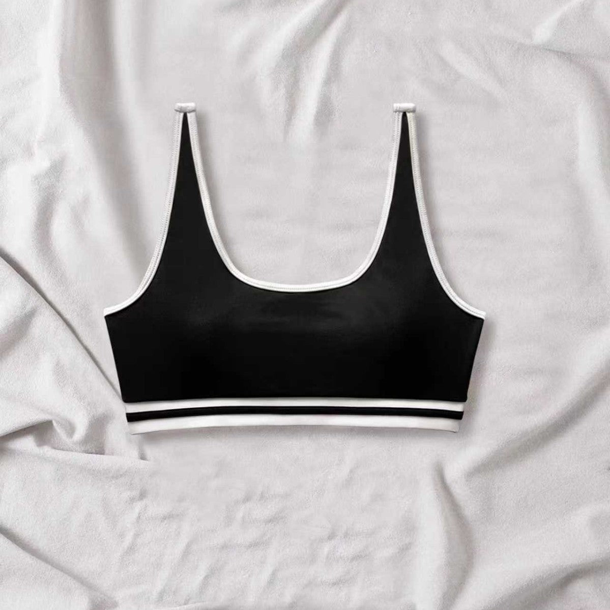 Damen Sportliches Bikini-Set mit elastischen Trägern und Kontrastbündchen R&B