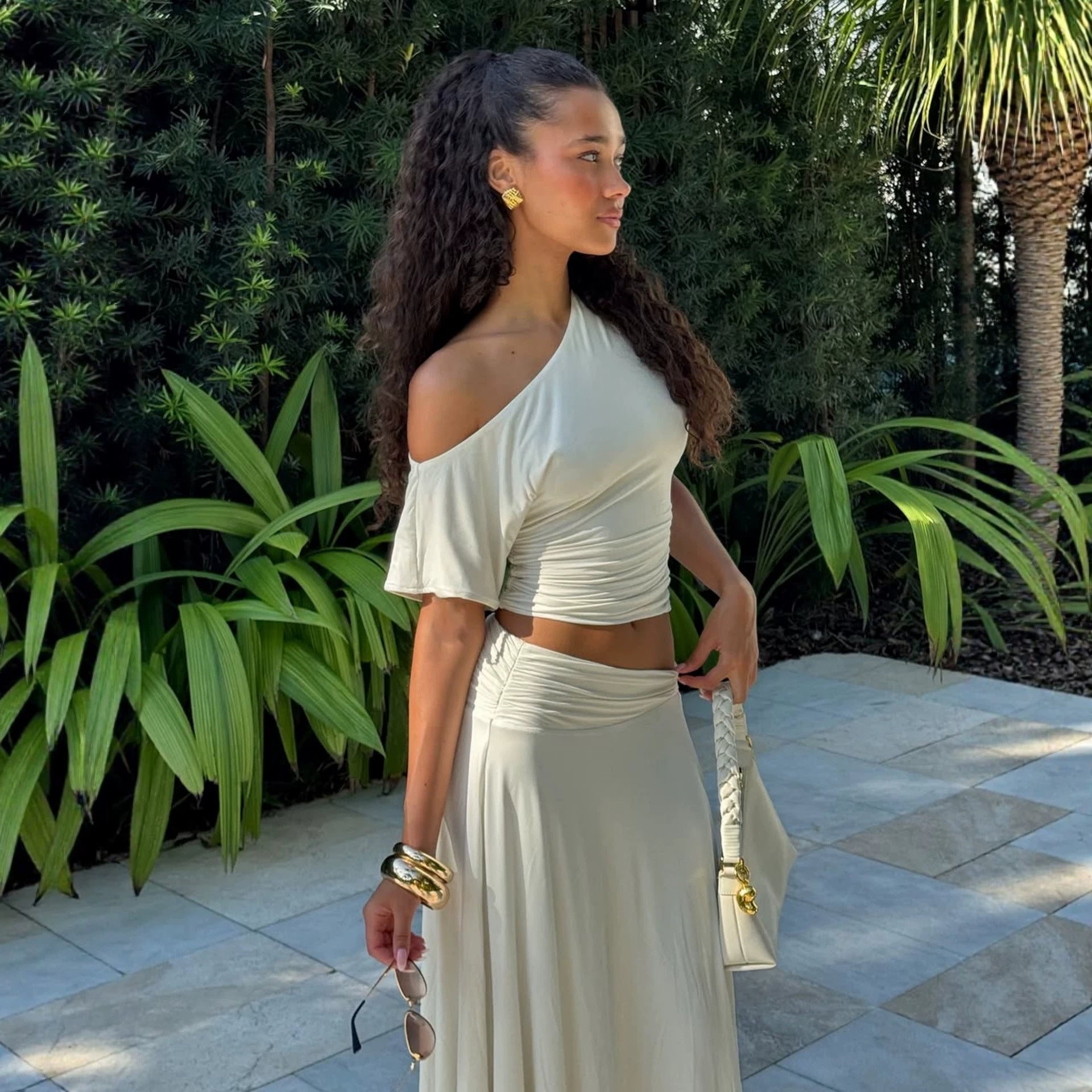 Damen Elegantes Maxikleid mit asymmetrischem Design und Raffung R&B