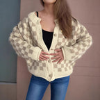 Damen Grobstrickjacke mit modernem Karomuster und praktischen Knopfdetails R&B