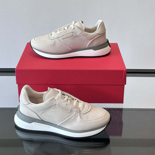 Damen Sportliche Sneakers mit hochdämpfendem Fußbett und robustem Obermaterial R&B