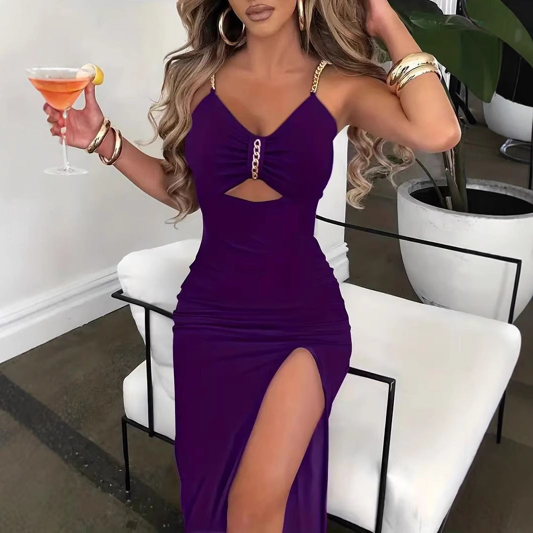 Damen Elegantes Maxikleid mit seitlichem Schlitz und dekorativem Kettendetail