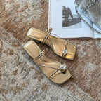 Damen Elegante und bequeme Sandalen mit modischem Riemendesign und hochwertiger Oberflächenstruktur R&B