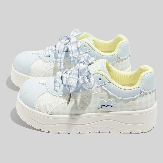 Damen Sneakers mit niedlichem Karo-Muster und verspielten Rüschen von R&B