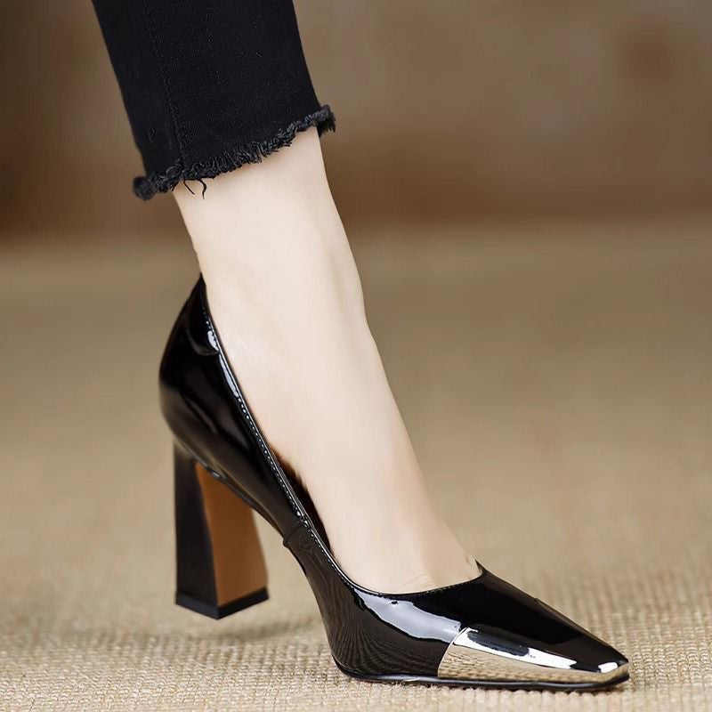 Damen Elegante Pumps mit moderner Metallspitze