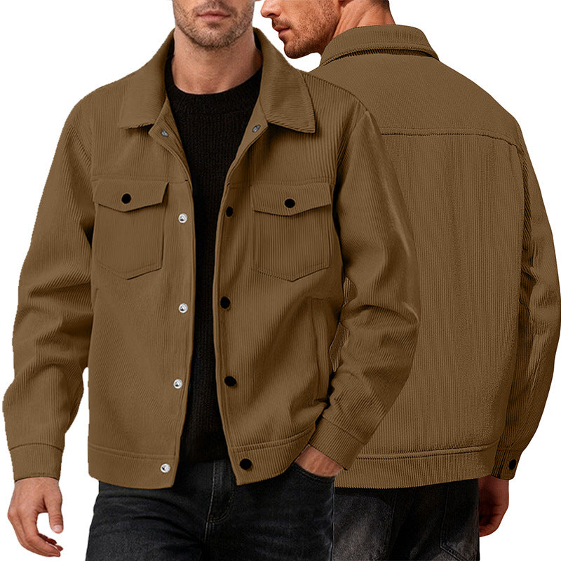 Herren nan Cordjacke im klassischen Arbeiterjacken-Schnitt mit Druckknöpfen und Brusttaschen R&B