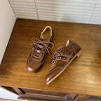 Damen Sportliche Lederschuhe mit modischen Schnürdetails