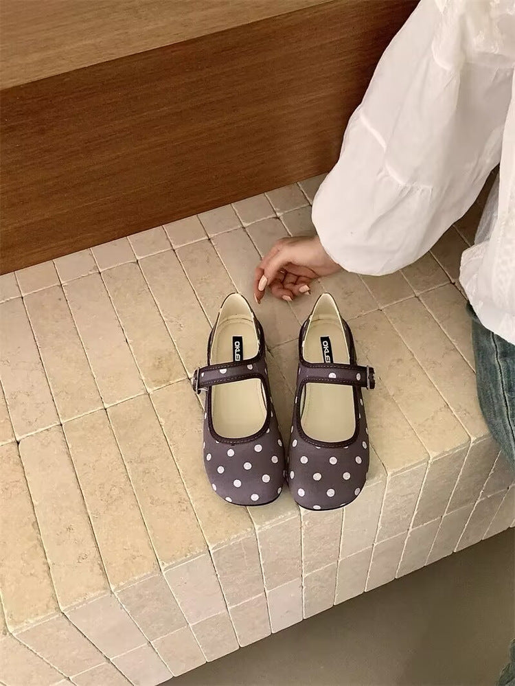 Damen Ballerinas mit verstellbarem Riemchen und perforierter Oberfläche R&B