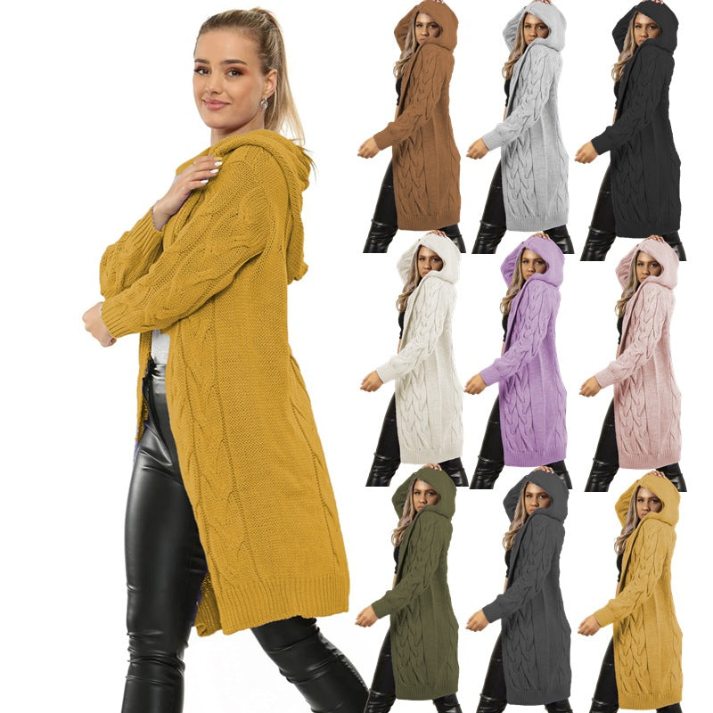 Damen Kapuzenstrickmantel mit modischem Zopfmuster und praktischen Taschen