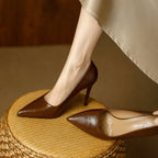 Damen elegante spitze Pumps mit hochwertiger Lederoberfläche