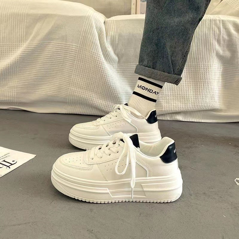 Damen Plateau Sneakers mit modernem Design und dicker Gummisohle R&B