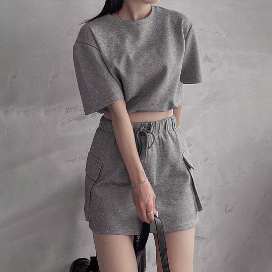 Damen lässiges Freizeit-Set mit cropped T-Shirt und Rock R&B