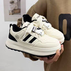 Damen Modische Sneakers mit charakteristischem Hello Kitty Design R&B