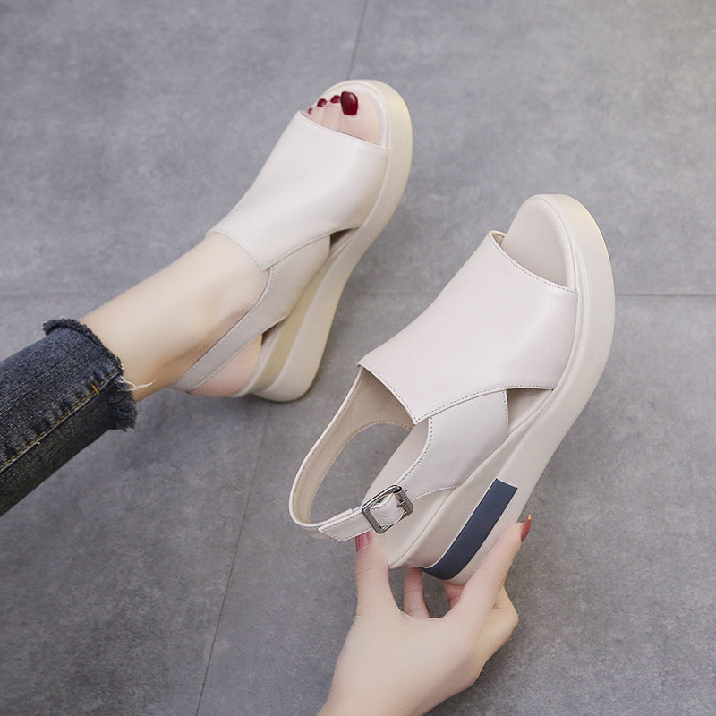 Damen Wedge-Pantoletten mit minimalistischer Querriemen und komfortabler Sohle R&B