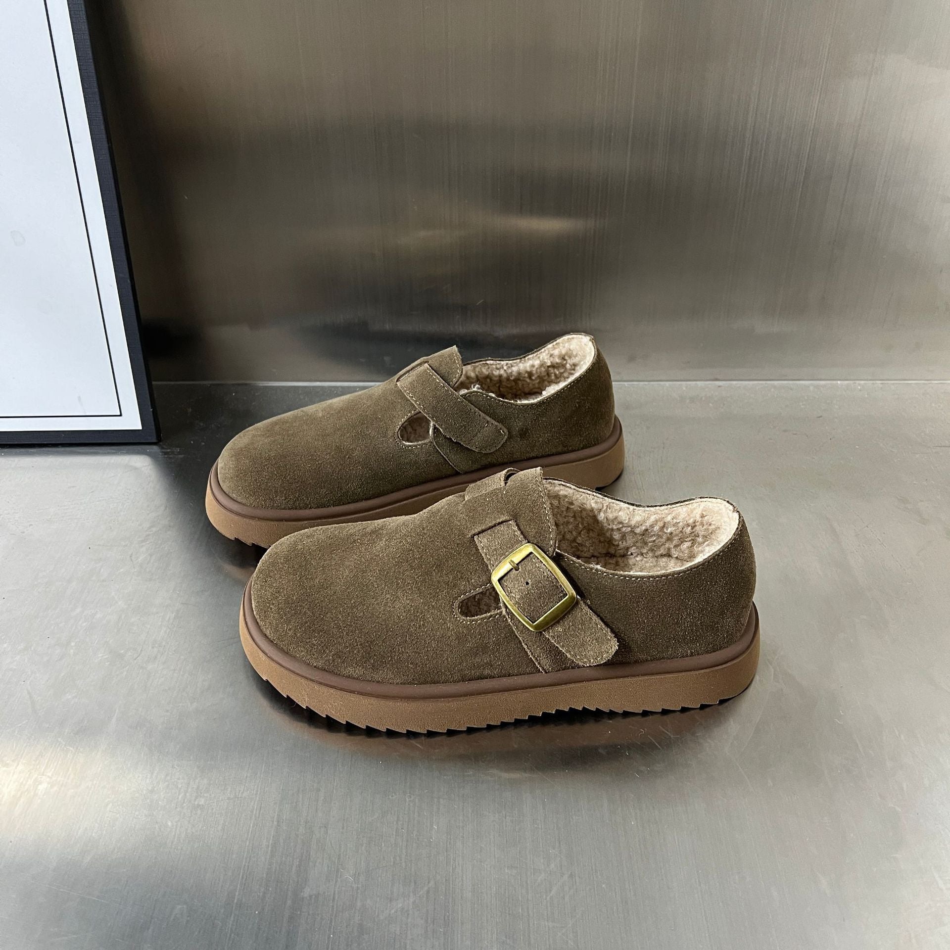 Damen Gemütliche Clogs mit warmem Innenfutter und praktischem Schnallenverschluss R&B