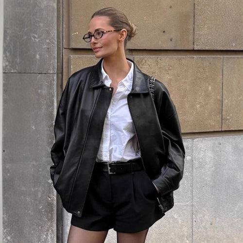 Damen Oversized Kunstlederjacke mit feinen Details und modischem Reißverschluss R&B