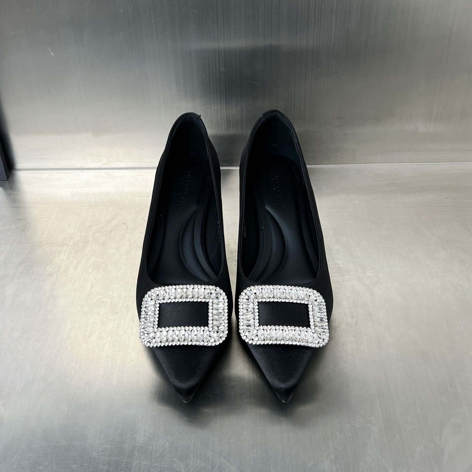 Damen elegante Pumps mit funkelndem Strass-Buckle und schickem Absatz R&B