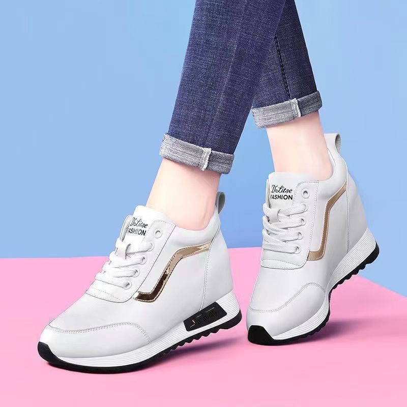 Damen Wedge-Sneaker mit modischen Akzenten und rutschfester Sohle R&B