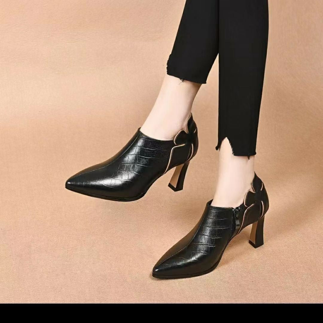 Damen elegante Absatzstiefel mit modischem Krokodil-Leder-Look und stilvollem Schnitt R&B