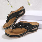 Damen Blumengezierte Zehentrenner-Sandalen mit ergonomischem Fußbett