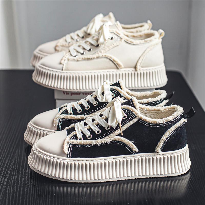 Damen Schnür-Sneaker mit trendigem Design und robustem Gummiboden R&B