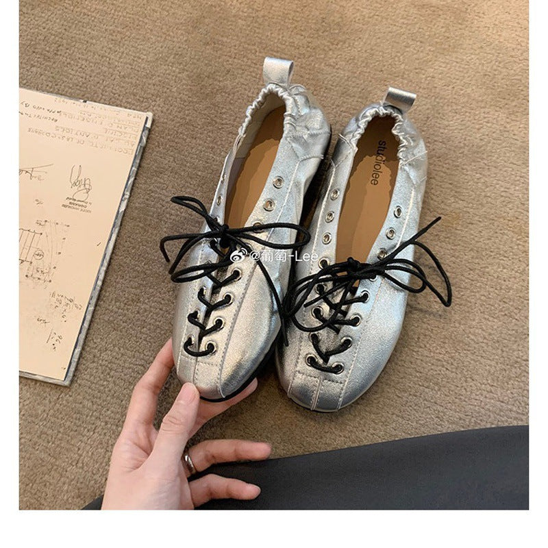 Damen Freizeit-Sneaker aus feinem Leder mit raffiniertem Geflecht