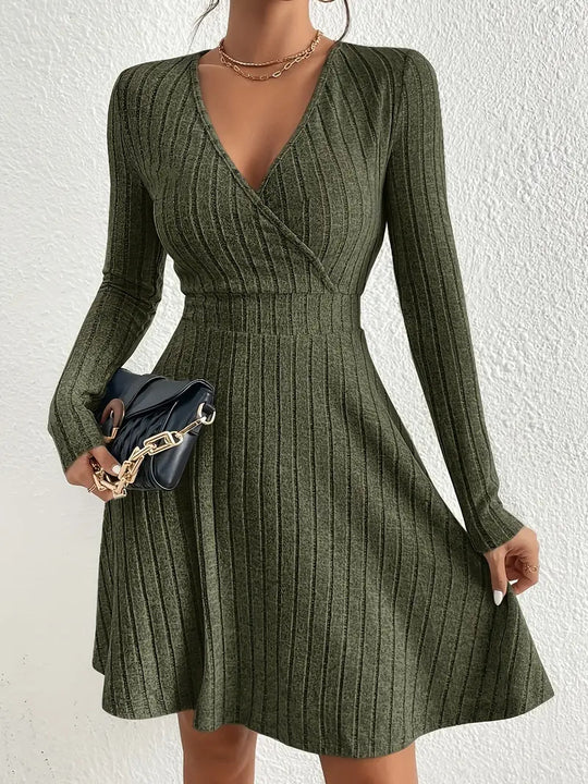 Damen Wickelkleid mit langen Ärmeln und gerippter Textur R&B