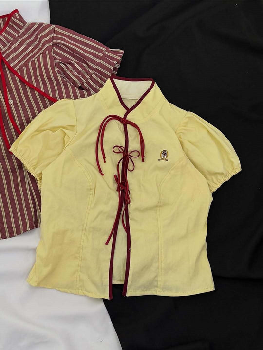 Damen Modische Bluse mit hochgeschlossenem Kragen und dekorativen Rüschen R&B