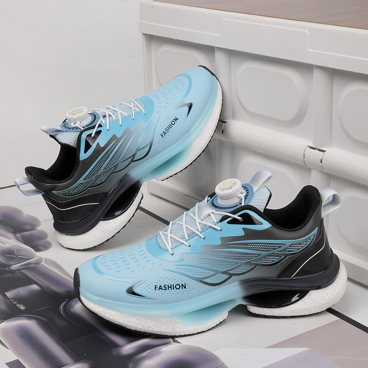 Damen Sportliche Sneakers mit innovativem Schnellschnürsystem und dämpfender Sohle