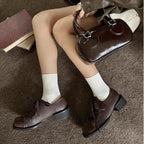 Damen sportliche Schnürschuhe aus Veloursleder mit rutschfester Sohle R&B