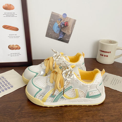Damen Sportliche Sneakers mit atmungsaktivem Obermaterial und innovativen Schnürdetails R&B