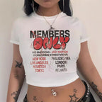 Damen Crop-Top mit auffälligem Schriftzug R&B