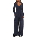 Damen Eleganter Wickel-Jumpsuit mit weitem Bein und modischen Details EB