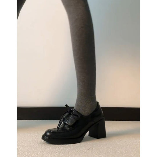 Damen elegante Schnürpumps mit hochwertiger Lederoberfläche und trendigem Blockabsatz R&B